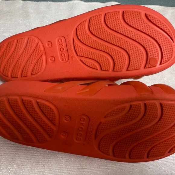 Crocs Women’s Swiftwater Sandals Bright Coral Size 7W – Very Good‎ Condition - Picture 4 of 6